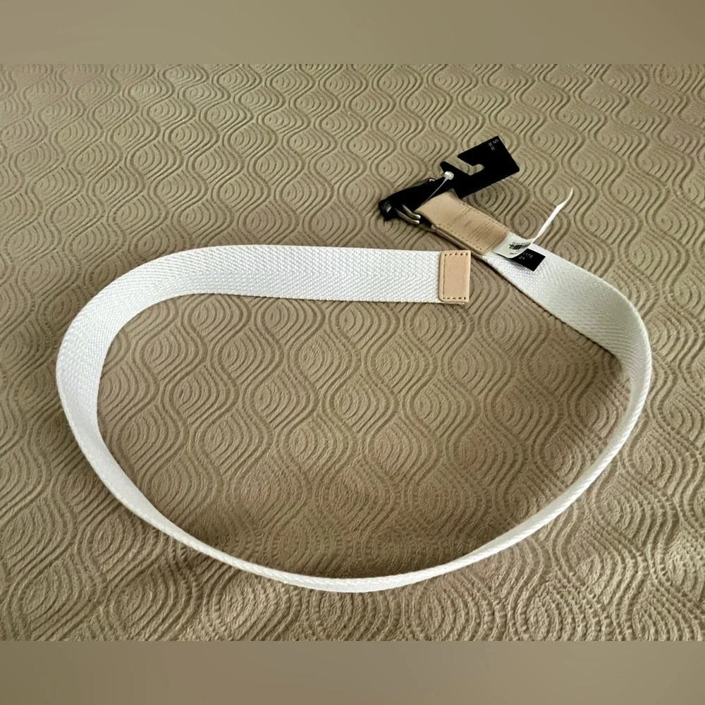 🆕 Express men’s woven belt in white and tan size 30/32
